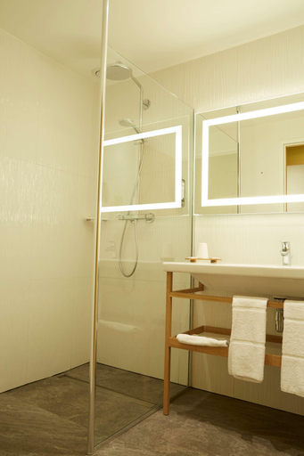 Bathroom 4, Best Western Plus Hotel d'Europe et d'Angleterre, Saône-et-Loire