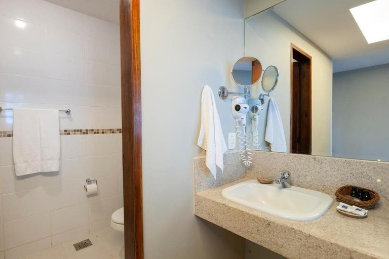Bathroom 4, Hotel Pontal de Ubu, Anchieta