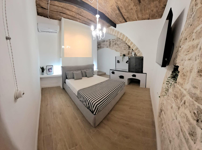 Others 5, Suite San Marco, Bari
