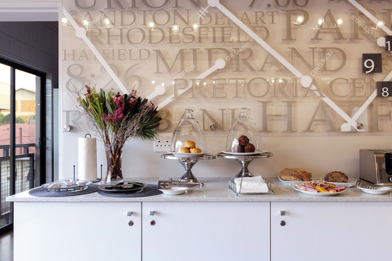 Food & Drinks 5, Akanani Apartments, City of Tshwane