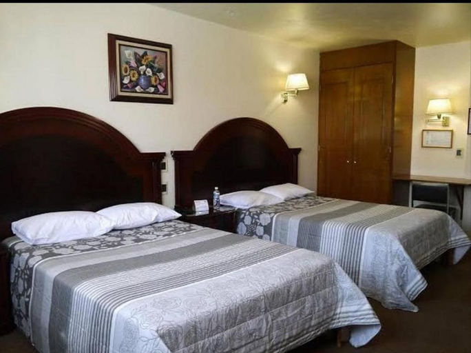 Bedroom 2, Hotel Novo, Silao