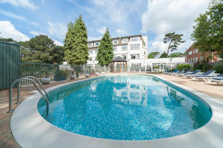 Sport & Beauty 5, Park Inn by Radisson Bournemouth, Bournemouth