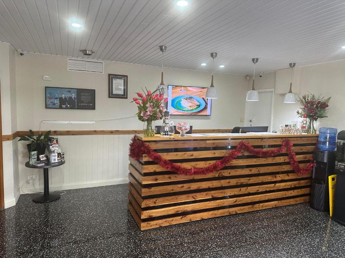 Public Area 4, ibis Styles Orange, Orange