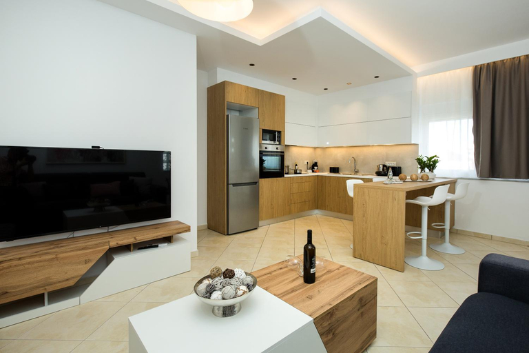 Others 3, Kiss-ammos Apartments, Crete