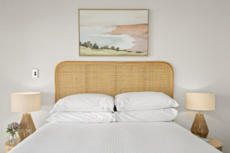 Others 4, Beautiful Bondi 1-Bed Apartment Meters from Beach, Sydney