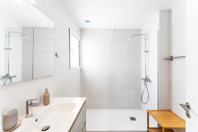 Bathroom 1, Casa Desi Relaxing house in Lanzarote with pool, Las Palmas