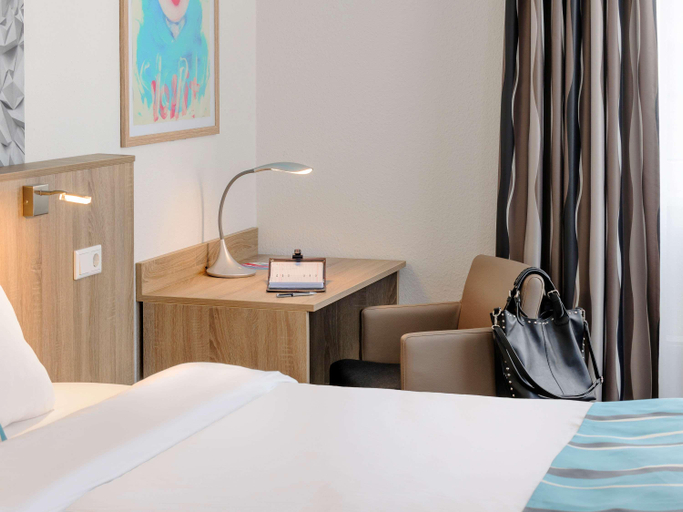 Bedroom 4, ibis Styles Arnsberg Sauerland, Hochsauerlandkreis