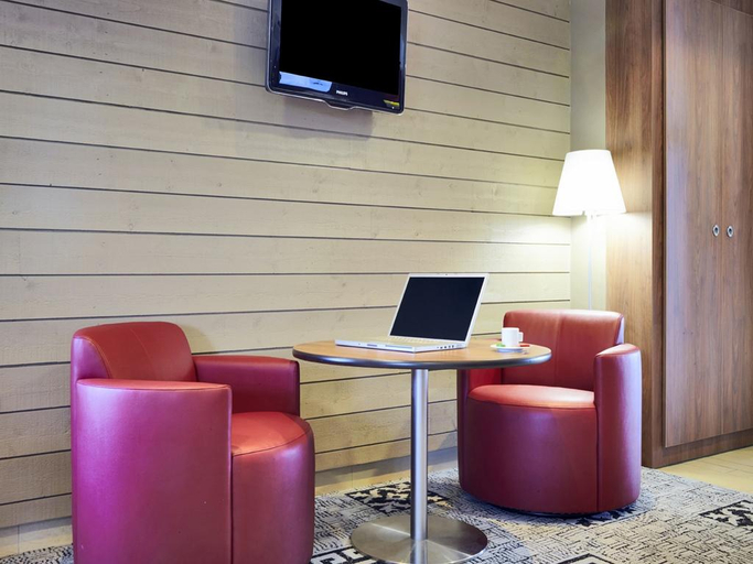 Public Area, Hotel Campanile Auxerre - Monéteau, Yonne