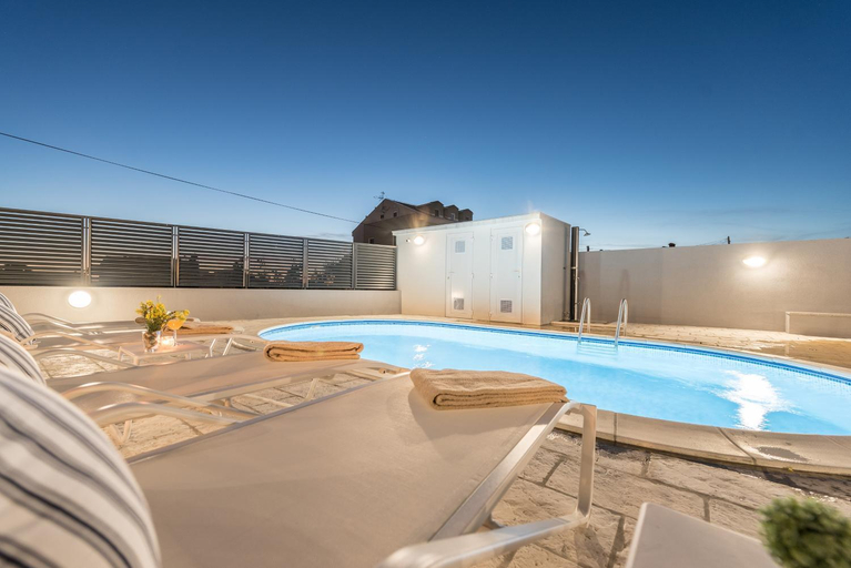Others 3, Villa Lena luxury apartments with Pool, Novalja