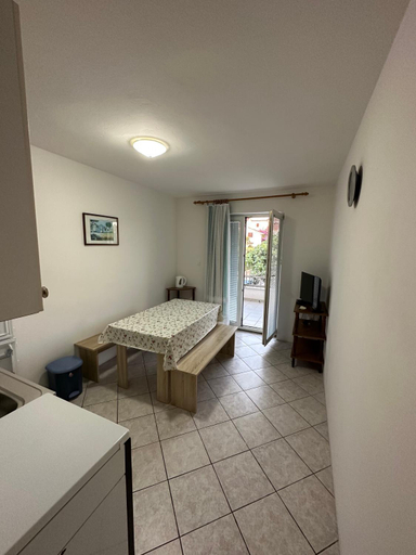 Others 2, Apartmani Ana, Malinska-Dubašnica