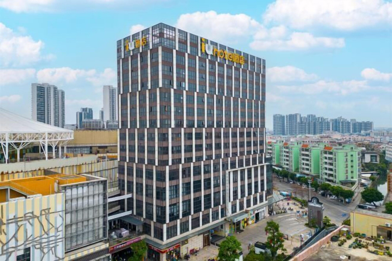 Exterior & Views 2, IU Hotel (Zhongshan Xiaolan Parkway Plaza), Zhongshan
