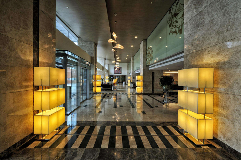 Public Area 4, Swissôtel Büyük Efes, Konak