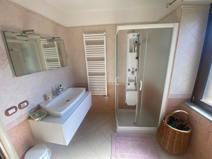 Others 5, Casa Antares, Salerno