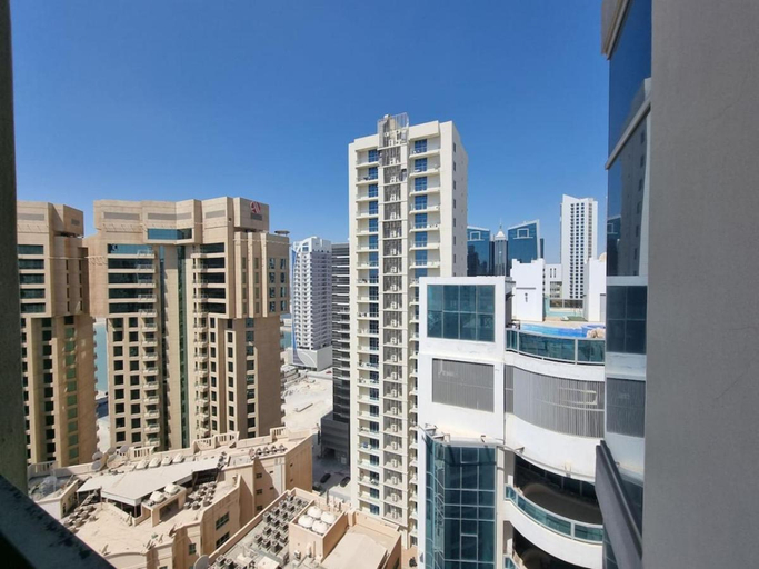 Others 4, Aspire Tower # Elegant Classic 1Br with Pool and Gym, Manama
