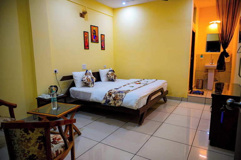 Bedroom 4, Shivlinga Villa, Uttarkashi