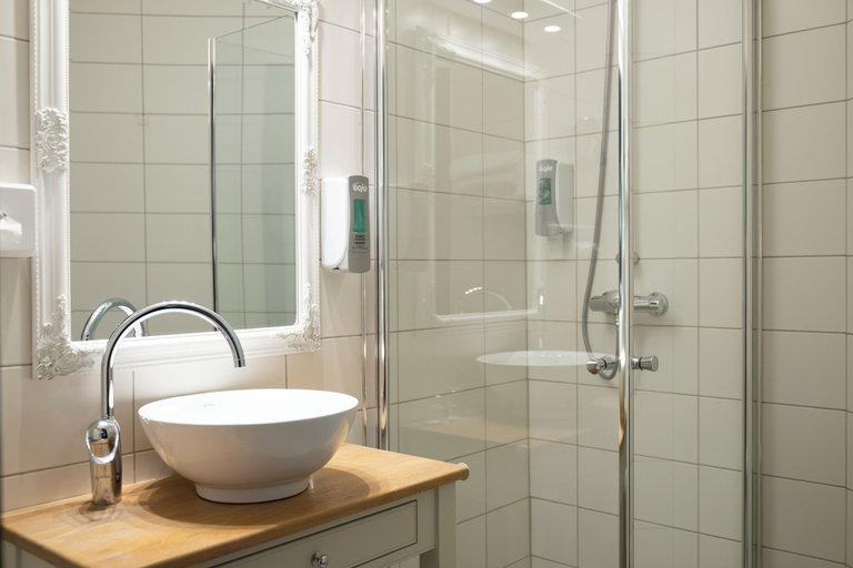 Bathroom 4, Flåmsbrygga Hotel, Aurland