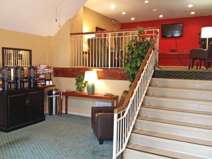 Public Area 2, Extended Stay America Suites Birmingham Wildwood, Jefferson