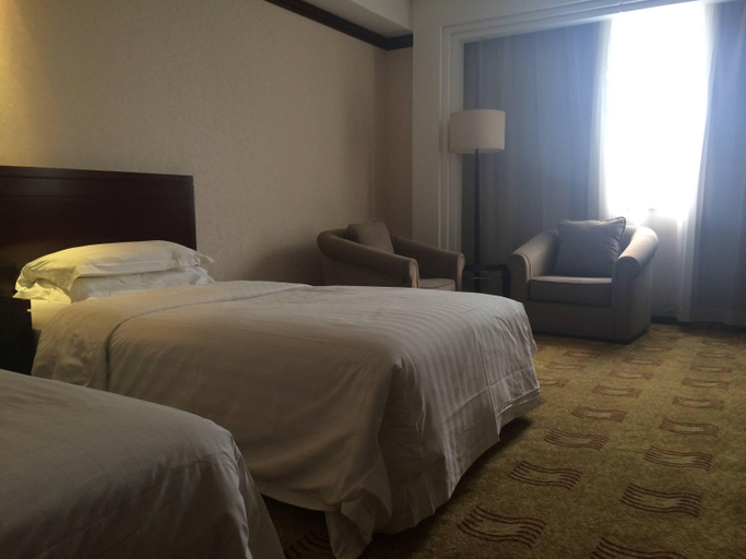 Bedroom 3, Beijing Poly Plaza Hotel, Beijing