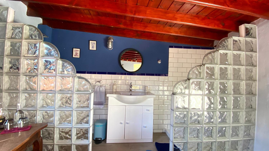 Bathroom 4, Angel Caves Farmstay, Las Palmas