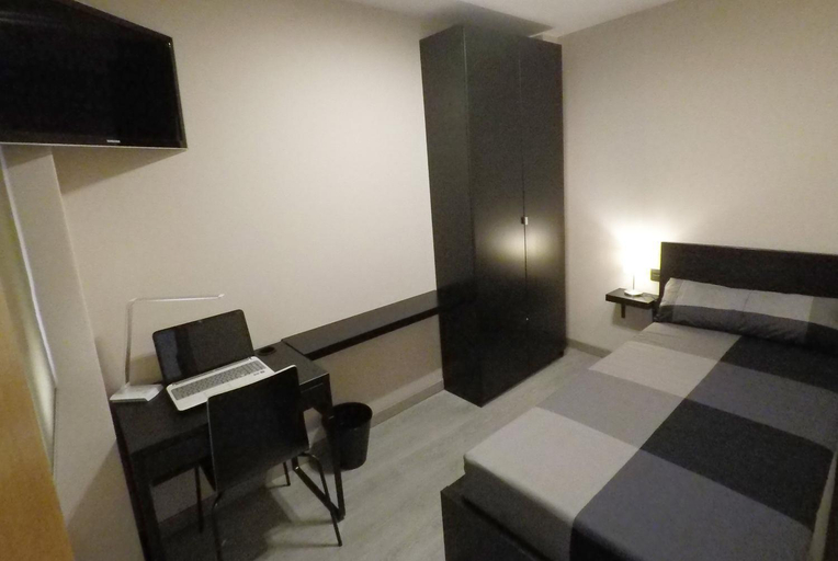 Others 5, Casa Carol, Alicante