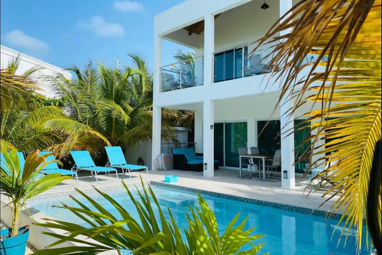 Sport & Beauty 2, Modern villas at Grace Bay, Turks and Caicos Islands