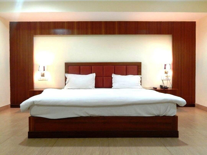 Others 1, Magneto Club Rooms, Raipur