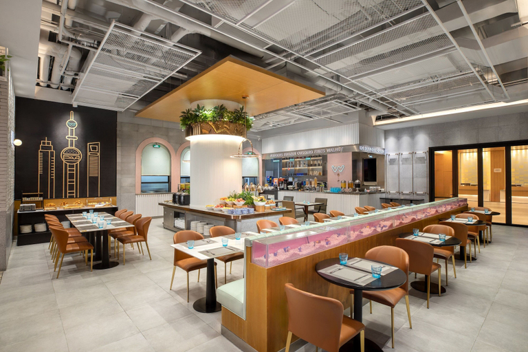 Food & Drinks 2, Fairfield by Marriott Shanghai Pudong, Shanghai