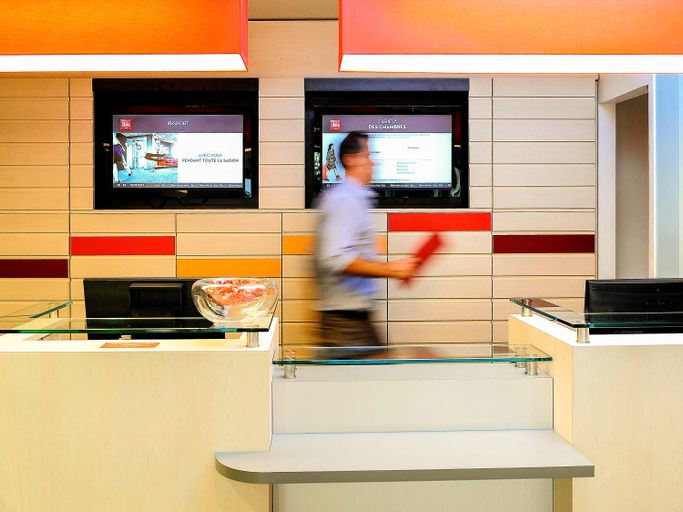 Public Area 2, ibis Lyon Est Beynost A42, Ain