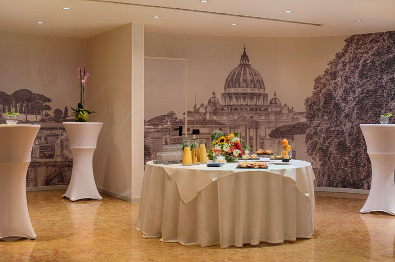 Food & Drinks 5, NH Roma Villa Carpegna, Roma