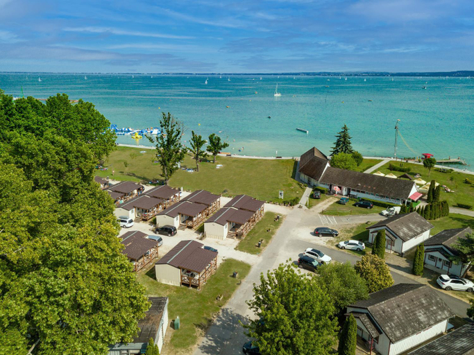 Exterior view 2, Balatontourist Fured Camping & Bungalows, Balatonfüred