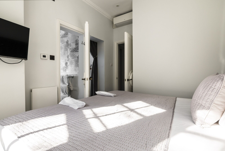 Bedroom 2, The Connaught Suite in London, London