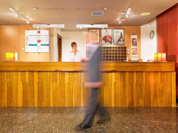 Public Area 2, ibis Annemasse, Haute-Savoie