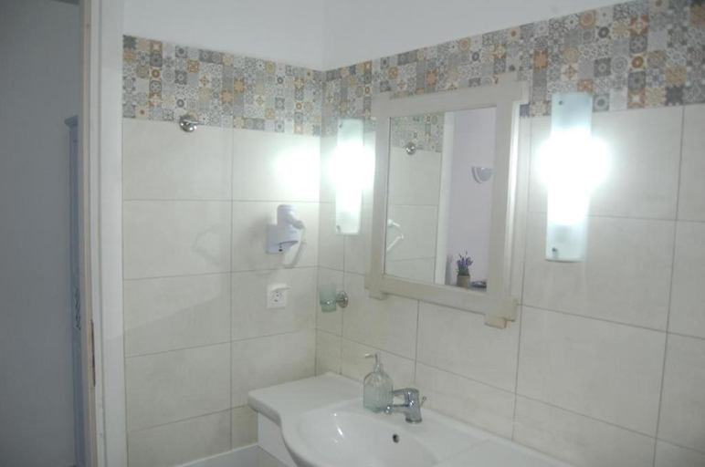 Bathroom, Atlantis - by S paradise - outdoor jacuzzi & seaview, South Aegean