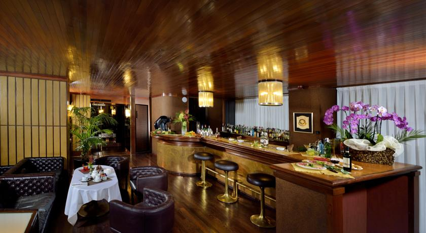 Food & Drinks 5, Zanhotel Tre Vecchi, Bologna
