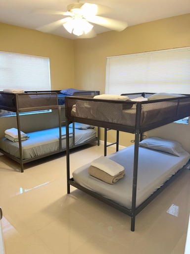 Others 2, Shared Room at PSN, Miami-Dade