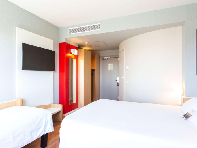 Bedroom 3, ibis Elche, Alicante