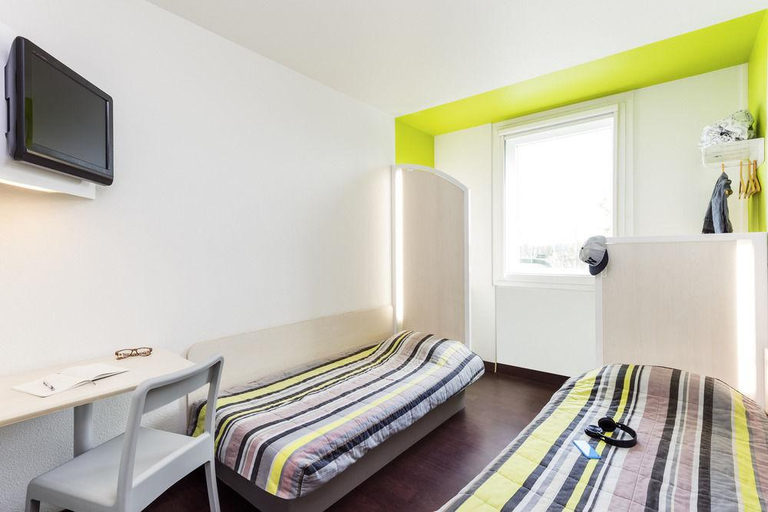 Bedroom 3, hotelF1 Gap, Hautes-Alpes