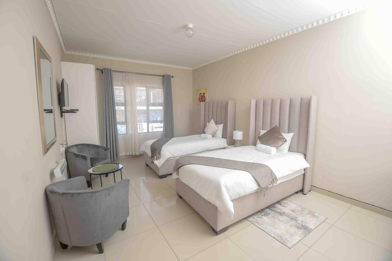 Others 4, Popsy's Guest House, City of Johannesburg