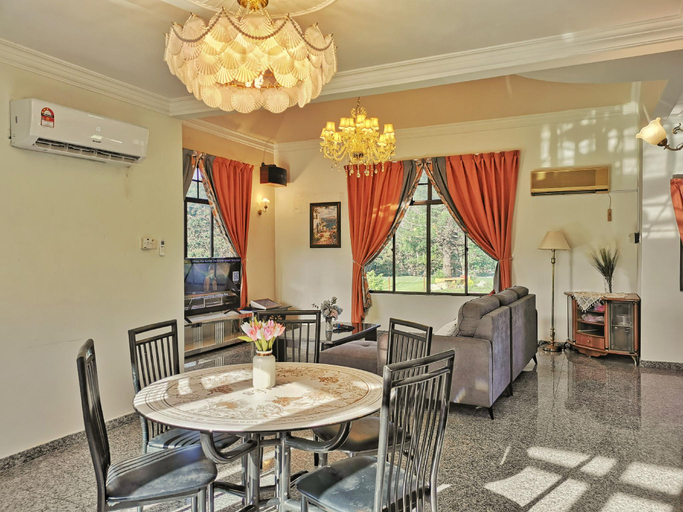 Dining Room 30