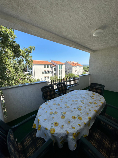 Others 4, Apartmani Ana, Malinska-Dubašnica