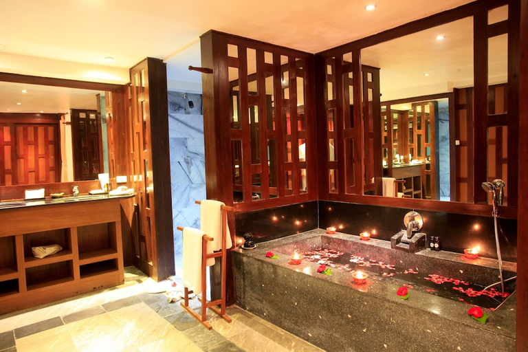 Bathroom 5, Baan Yin Dee Boutique Resort, Phuket Island