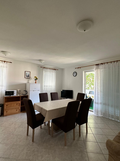 Others 5, Apartmani Ana, Malinska-Dubašnica