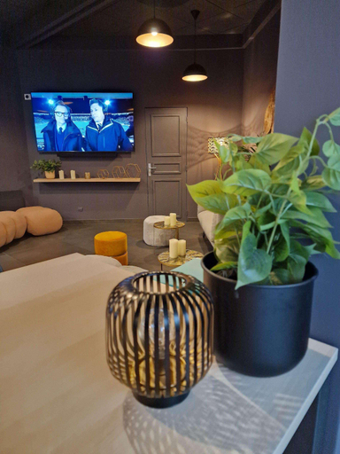 Public Area 2, ibis Rambouillet, Yvelines