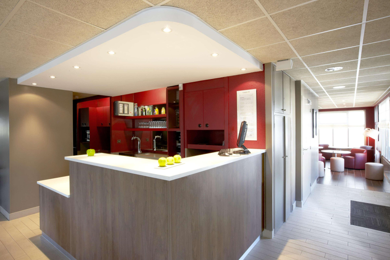 Public Area 3, Hotel Campanile Brest - Gouesnou Aéroport, Finistère