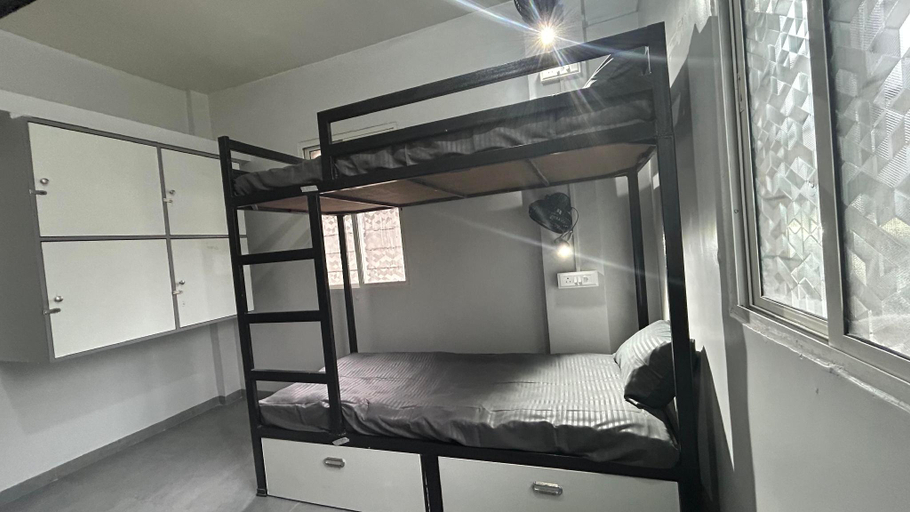 Bedroom 2, Solo Stays, Pune