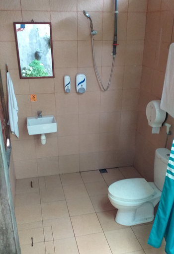 Bathroom 5, Mutiara Beach Resort, Bintan Regency