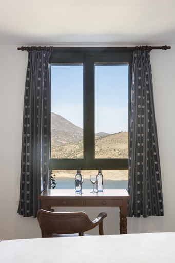 Bathroom 4, TUGASA Hotel Arco de la Villa, Cádiz