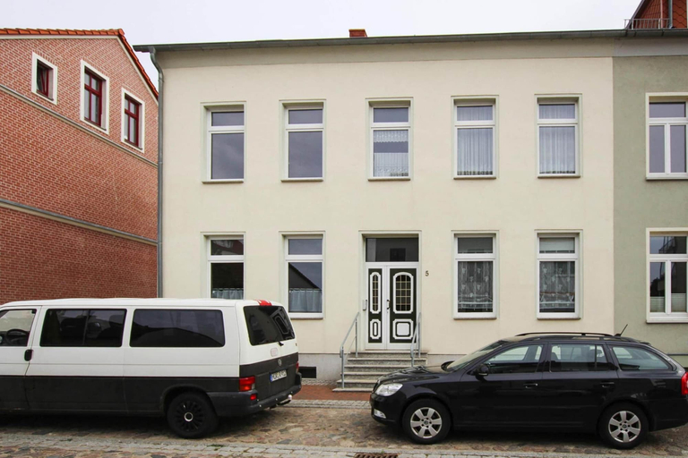 Primary image