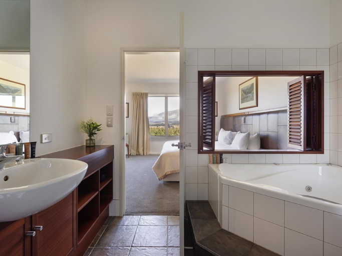 Bedroom 2, Fable Terrace Downs Resort by MGallery, Selwyn