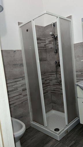 Bathroom 3, Bed2Go Brescia, Torino